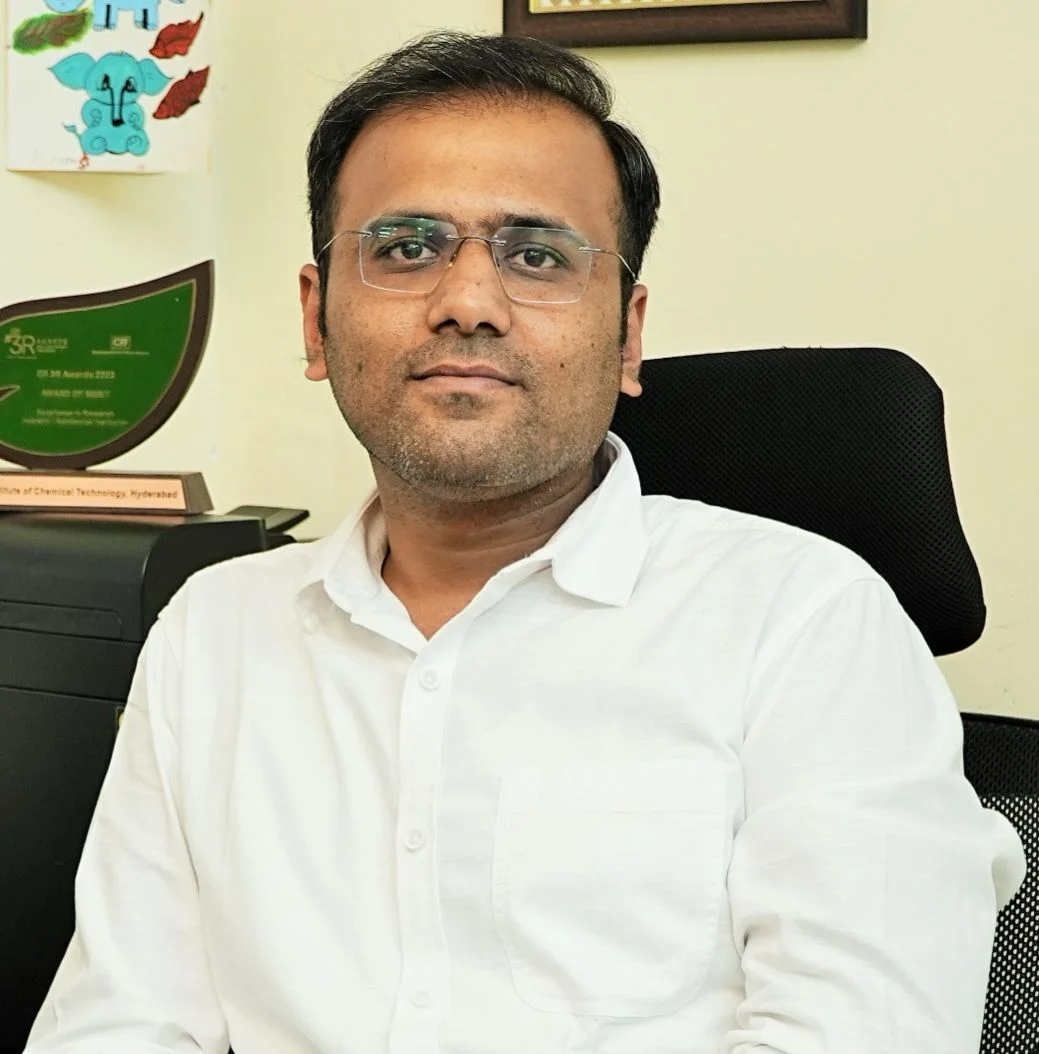 Dr. Vineet Aniya